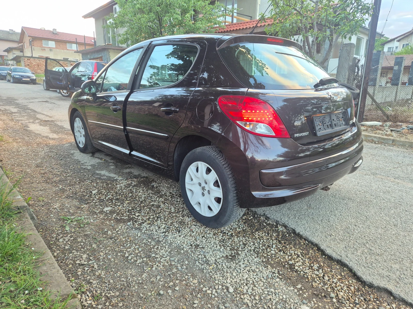 Peugeot 207 1.4 95 k.c. - изображение 5