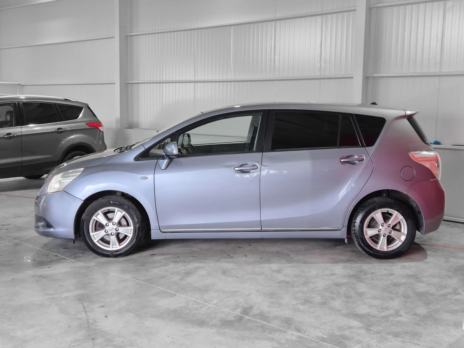 Toyota Verso 2.0 D4D 126. 7  | Mobile.bg   2