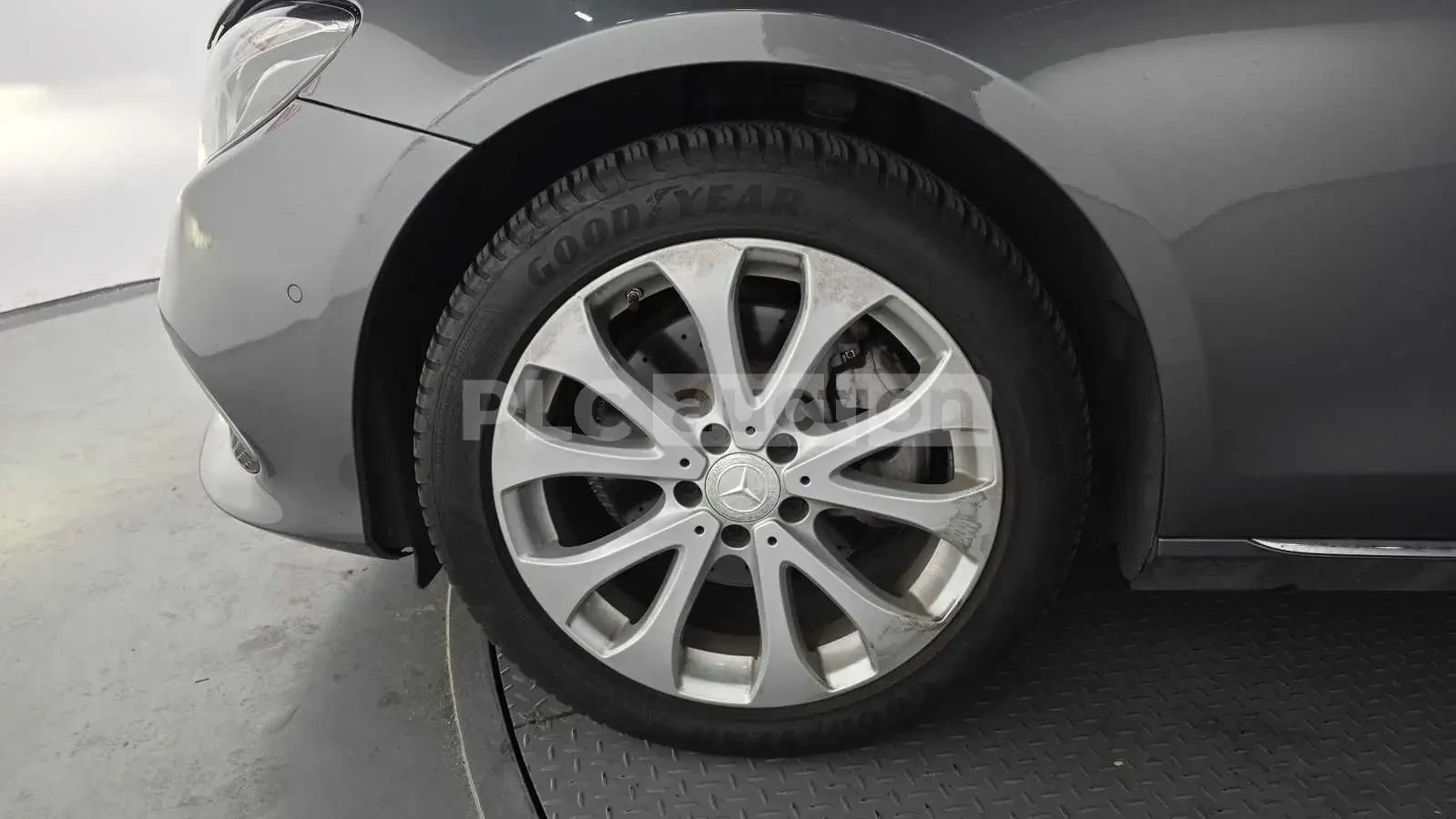 Mercedes-Benz E 220 �������� * ������� * KEYLESS * HEAD-UP * BURMESTER | Mobile.bg � ����������� 5