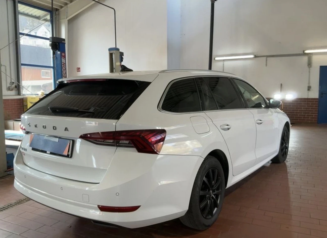 Skoda Octavia 2.0tdi 150hp 6скорости сервизна история, снимка 5 - Автомобили и джипове - 54467543