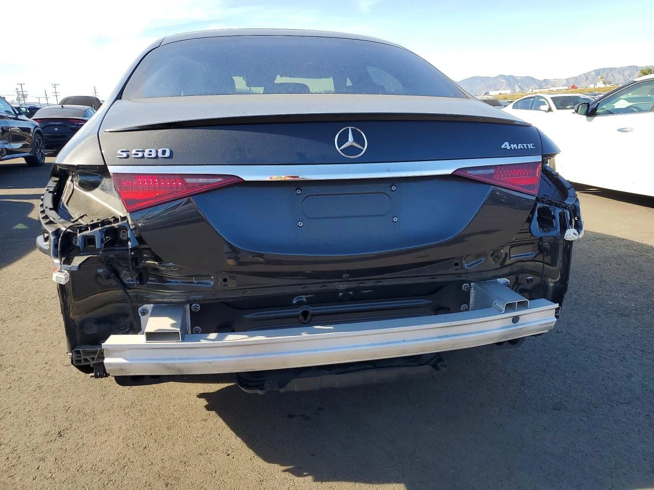 Mercedes-Benz S 500 * DISTRONIC * ��������� * ���� * 4MATIC | Mobile.bg � ����������� 4