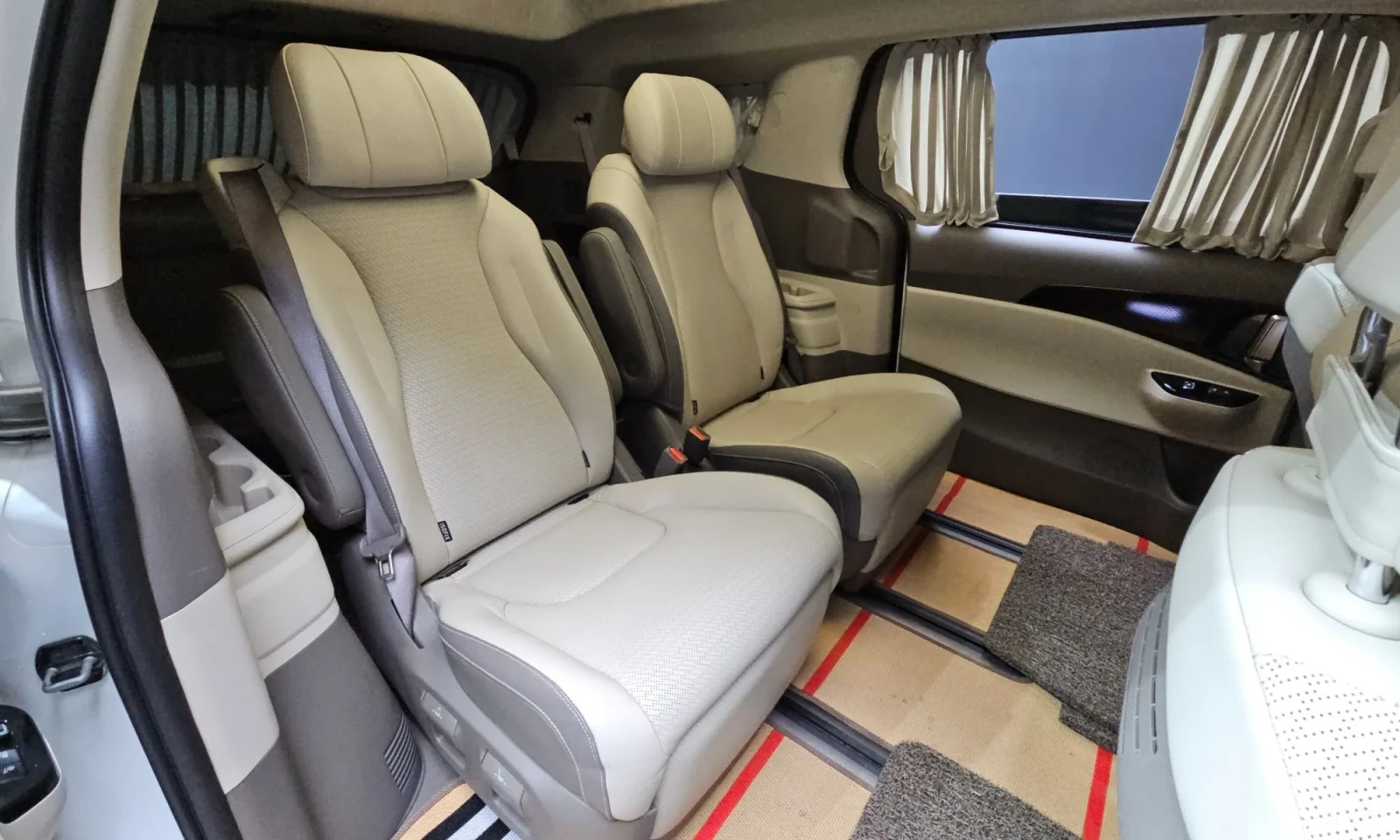 Kia Carnival 7-Seater Hi-Limousine | Mobile.bg � ����������� 14
