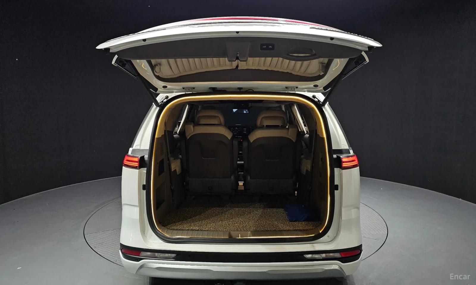 Kia Carnival 7-Seater Hi-Limousine | Mobile.bg � ����������� 16