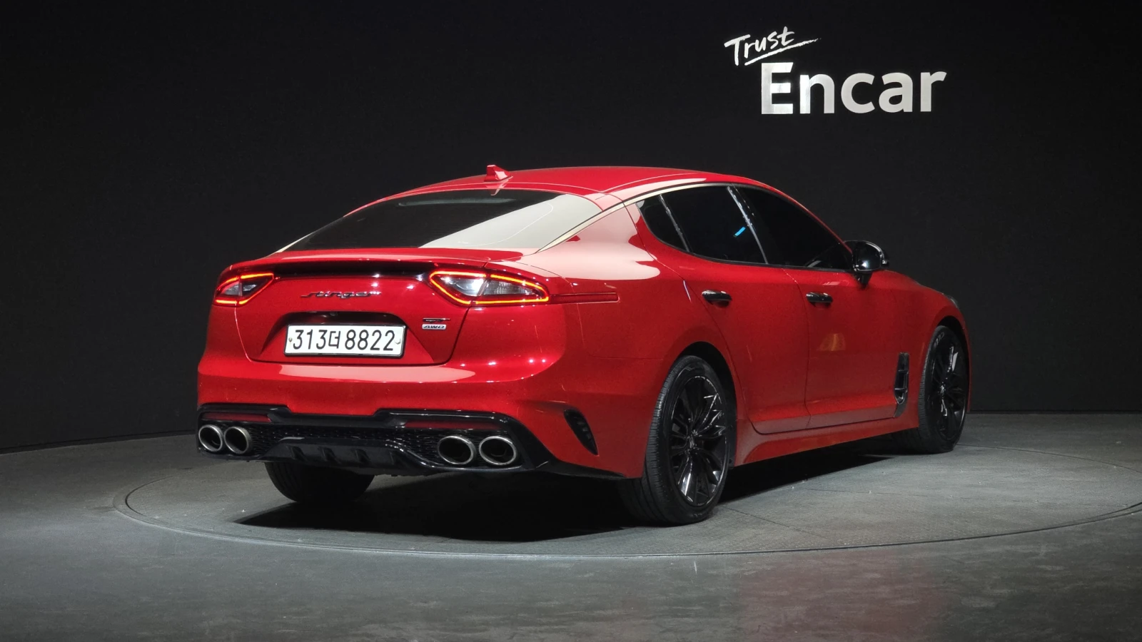 Kia Stinger DREAM EDITION/CARBON/ПОДГРЕВИ/ОБДУХВАНЕ, снимка 2 - Автомобили и джипове - 54880069