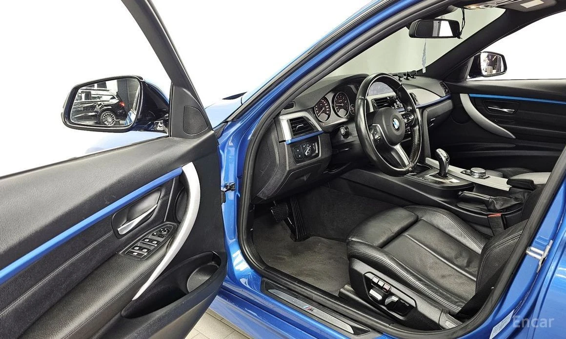 BMW 330, снимка 10 - Автомобили и джипове - 55043625