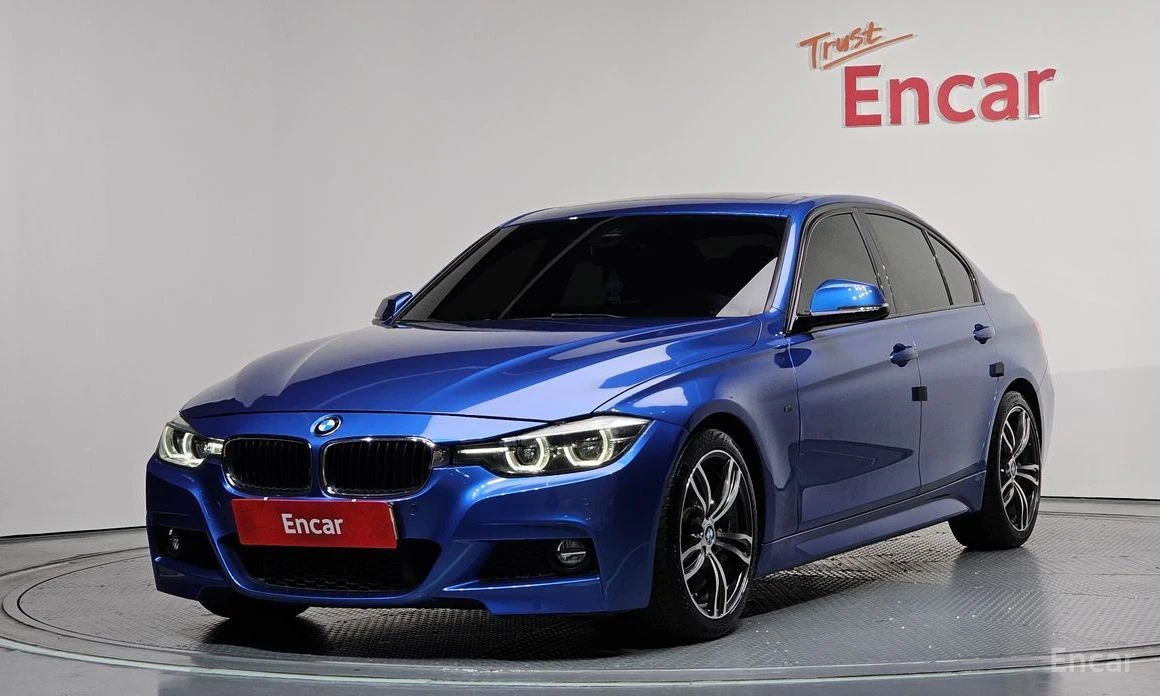 BMW 330