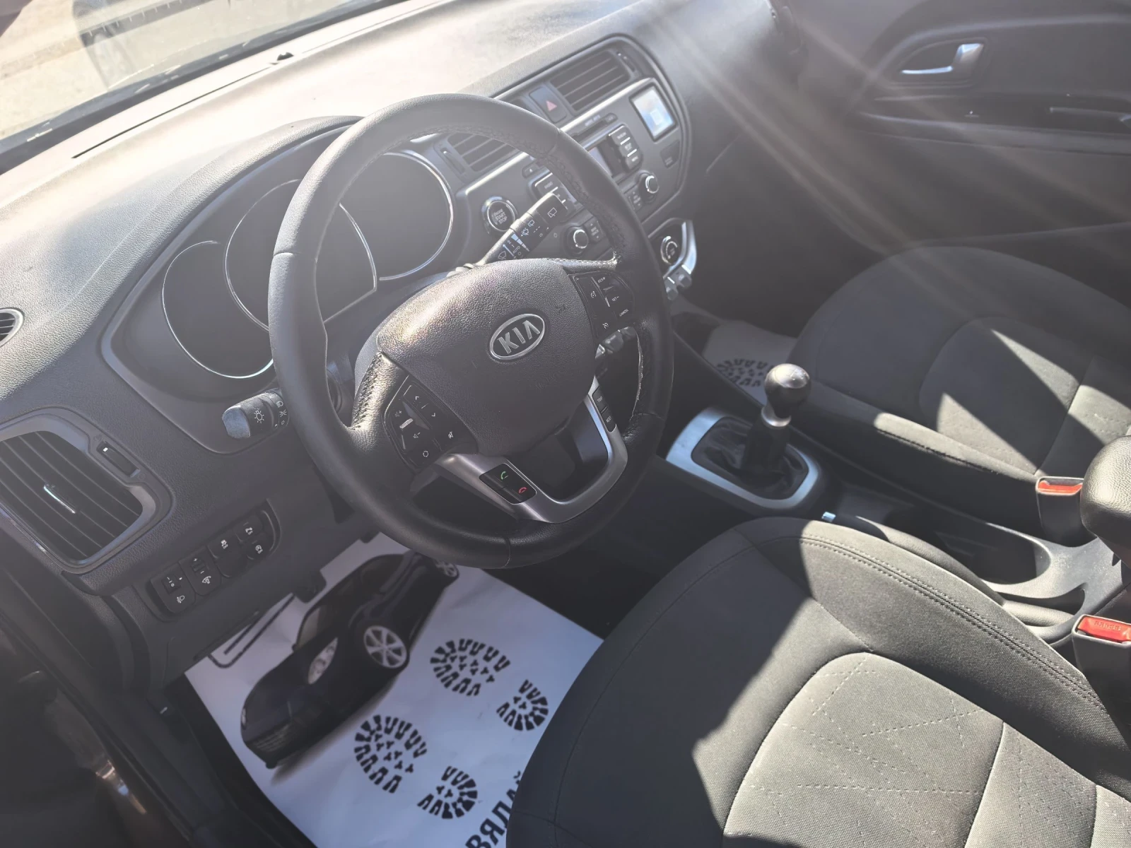 Kia Rio Бензин, снимка 6 - Автомобили и джипове - 55073297