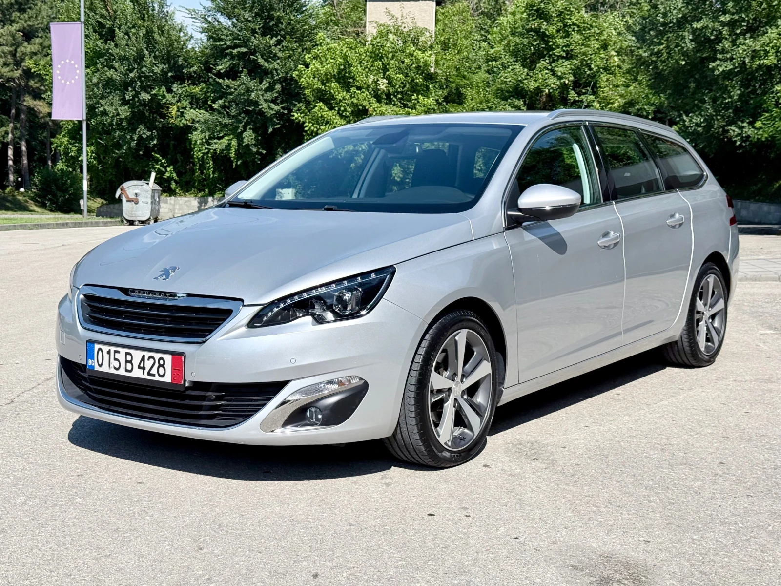 Peugeot 308 1.6HDI* 120k.c.* Allure* LED* Автоматик* Euro6B* 