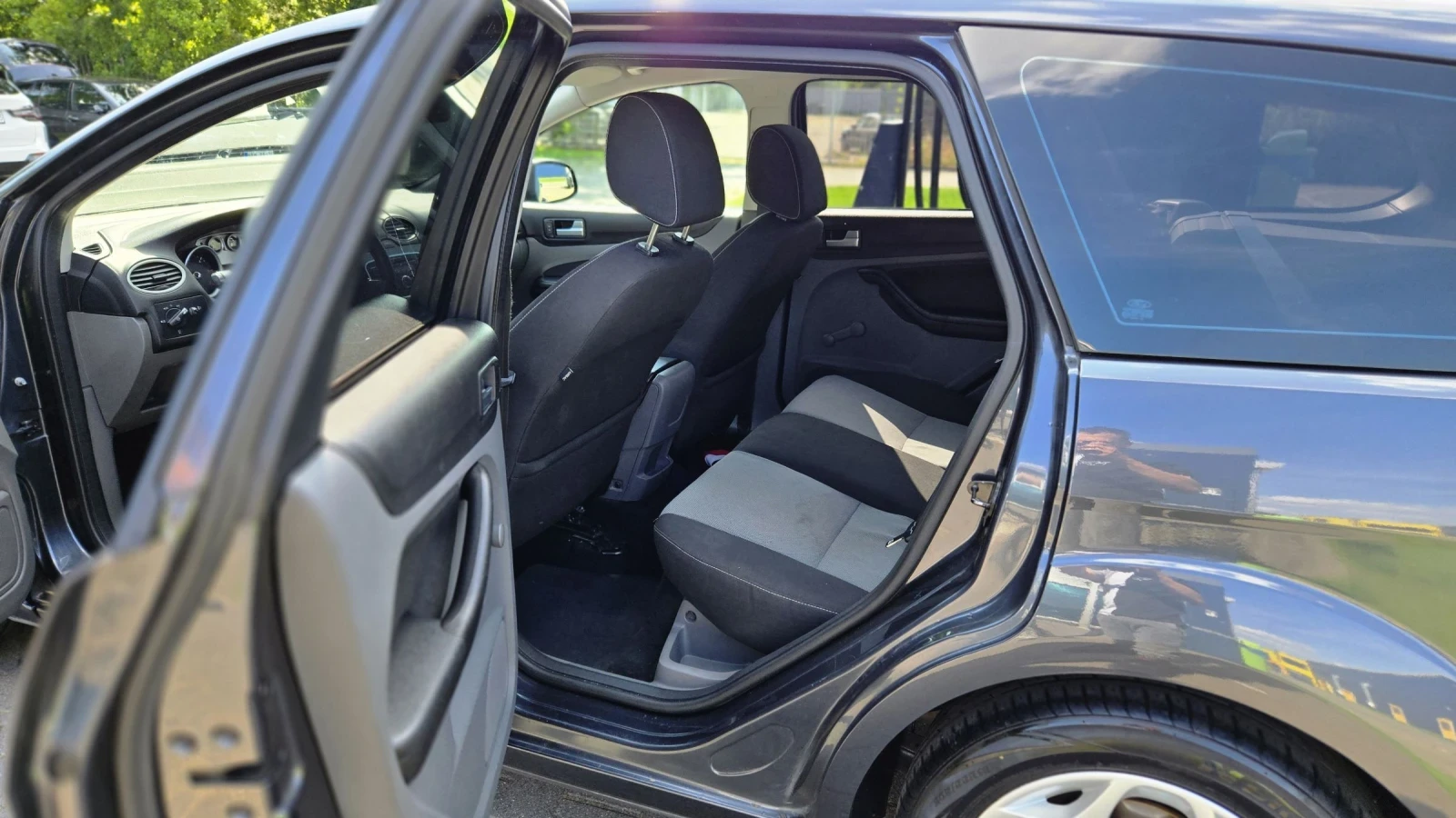 Ford Focus 1.6TDCI 109PS, снимка 9 - Автомобили и джипове - 55423857