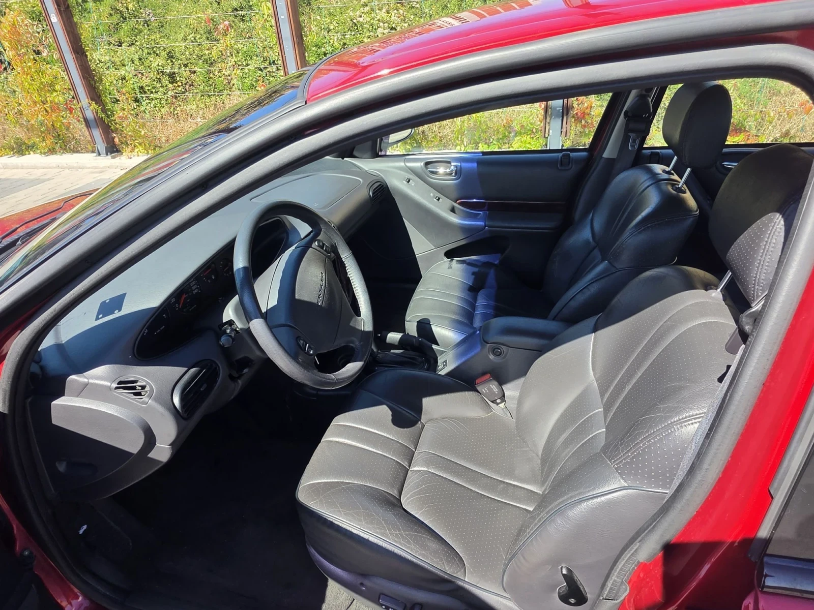 Chrysler Stratus, снимка 4 - Автомобили и джипове - 55977172