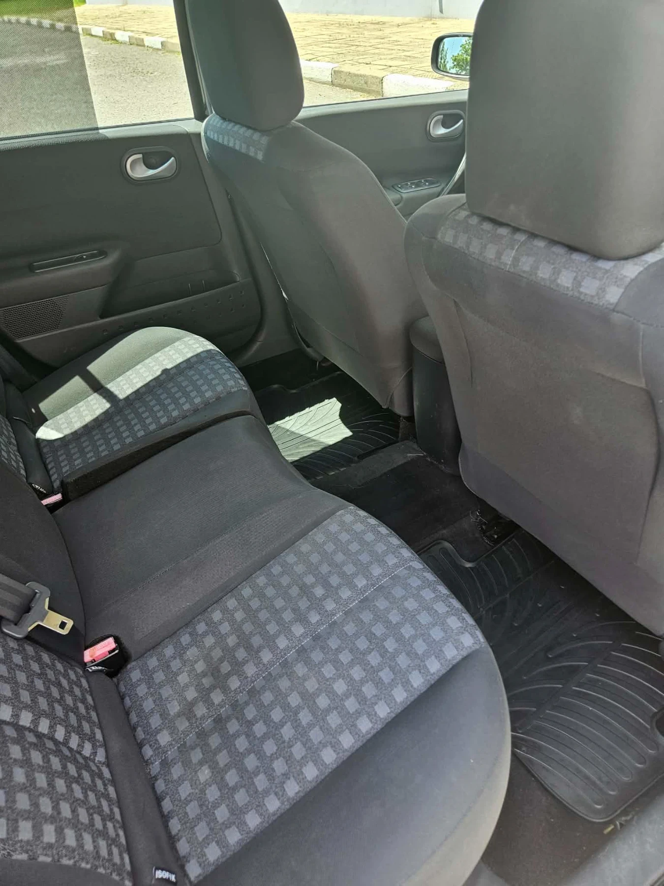 Renault Megane 2, снимка 10 - Автомобили и джипове - 56404000