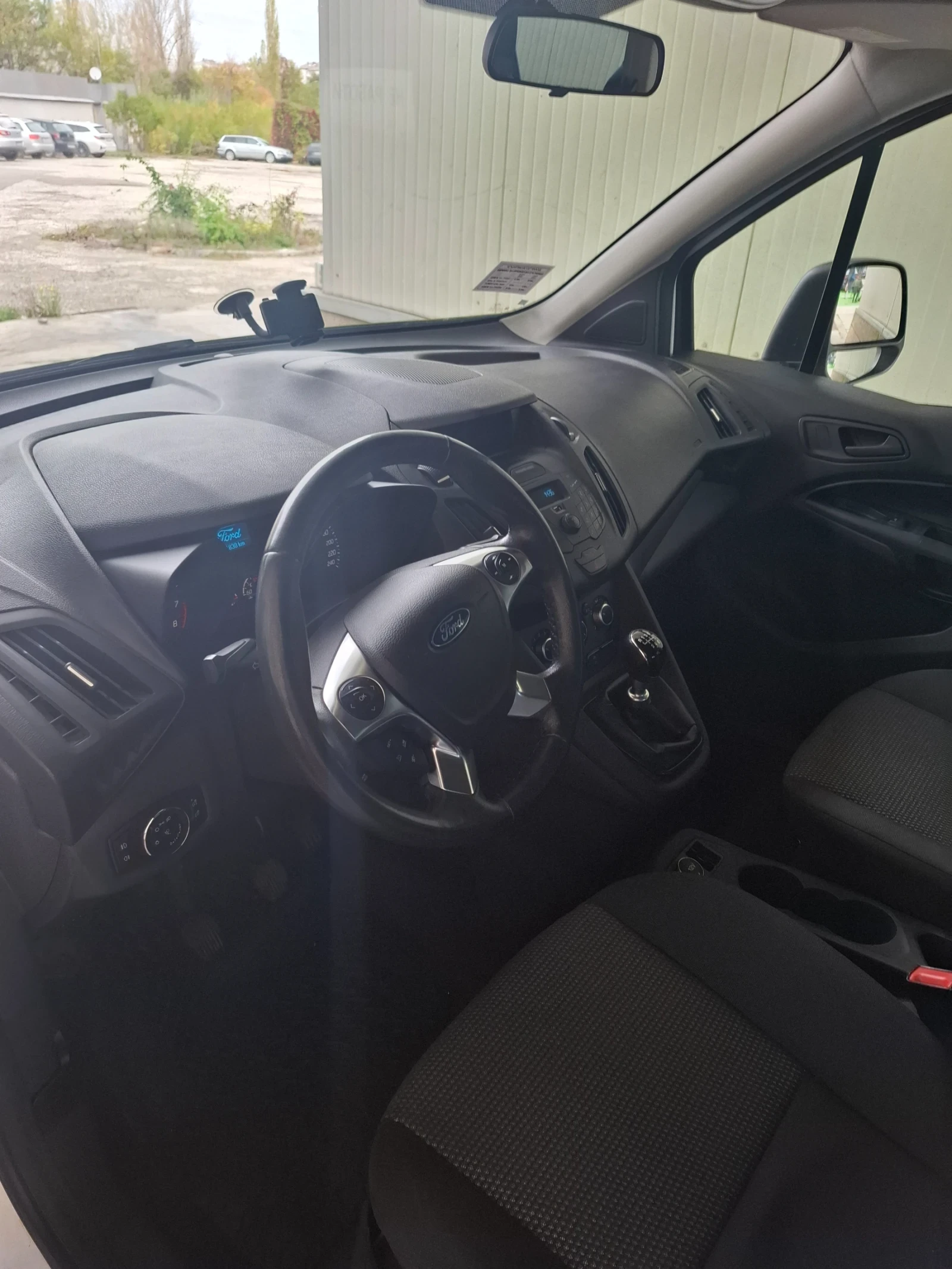 Ford Tourneo Connect, снимка 7 - Автомобили и джипове - 56574744