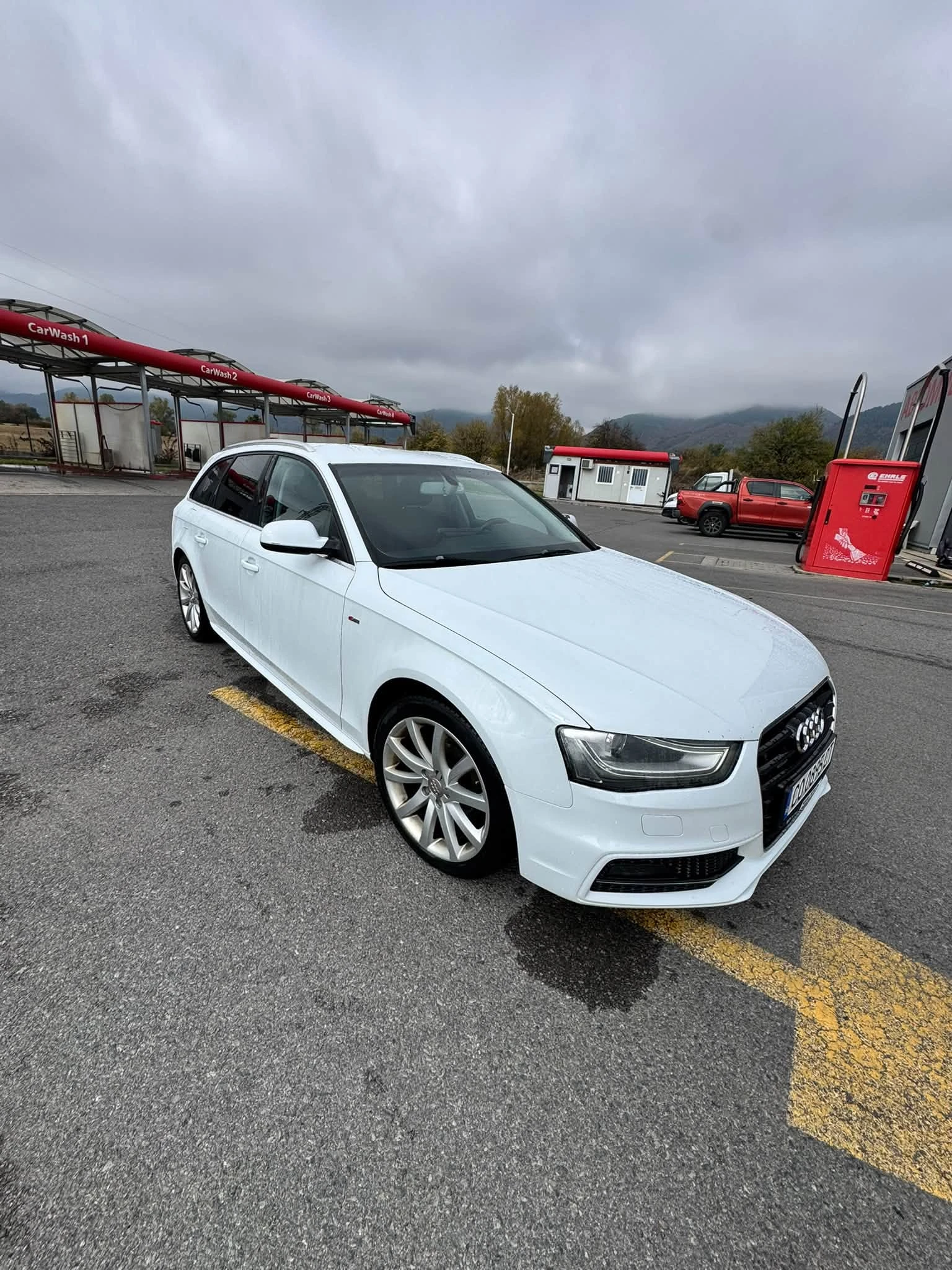 Audi A4 Avant 4x4 Sline