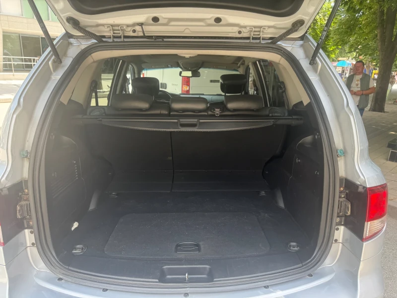 SsangYong Kyron, снимка 13 - Автомобили и джипове - 52277782