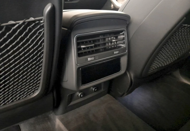 Audi SQ8 4.0 TDI Quattro, снимка 9 - Автомобили и джипове - 52573216