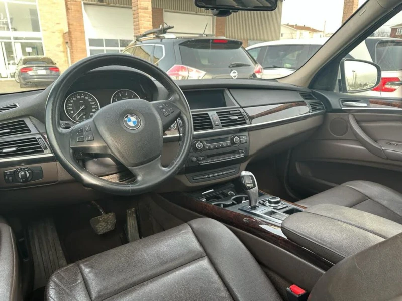 BMW X5 xDrive35i Premium* АвтоКредит* (ЦЕНА ДО БЪЛГАРИЯ), снимка 8 - Автомобили и джипове - 53263680