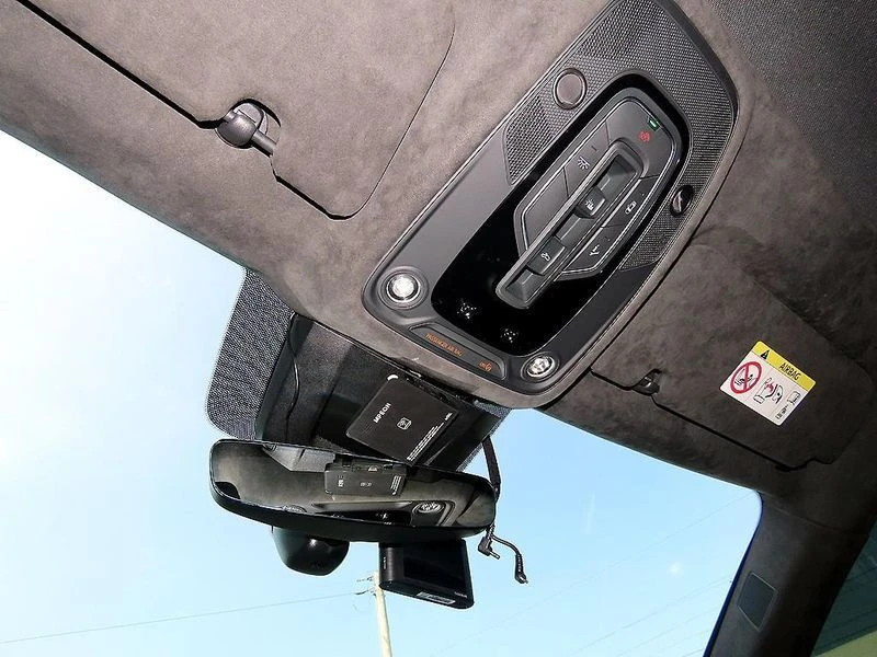 Audi SQ8 4.0 DHV Automatic, снимка 15 - Автомобили и джипове - 55779693