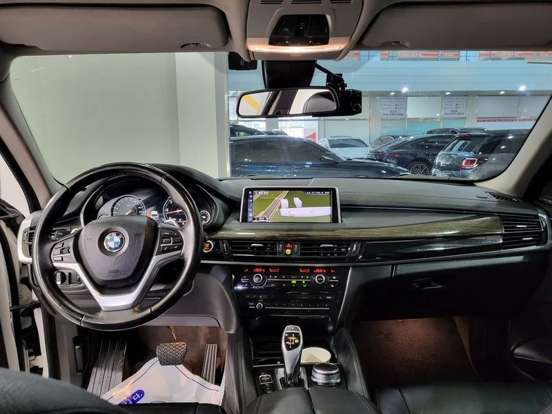 BMW X6 xDrive 30d| 258к.с., снимка 6 - Автомобили и джипове - 56161399