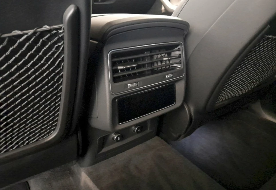 Audi SQ8 4.0 TDI Quattro - изображение 9