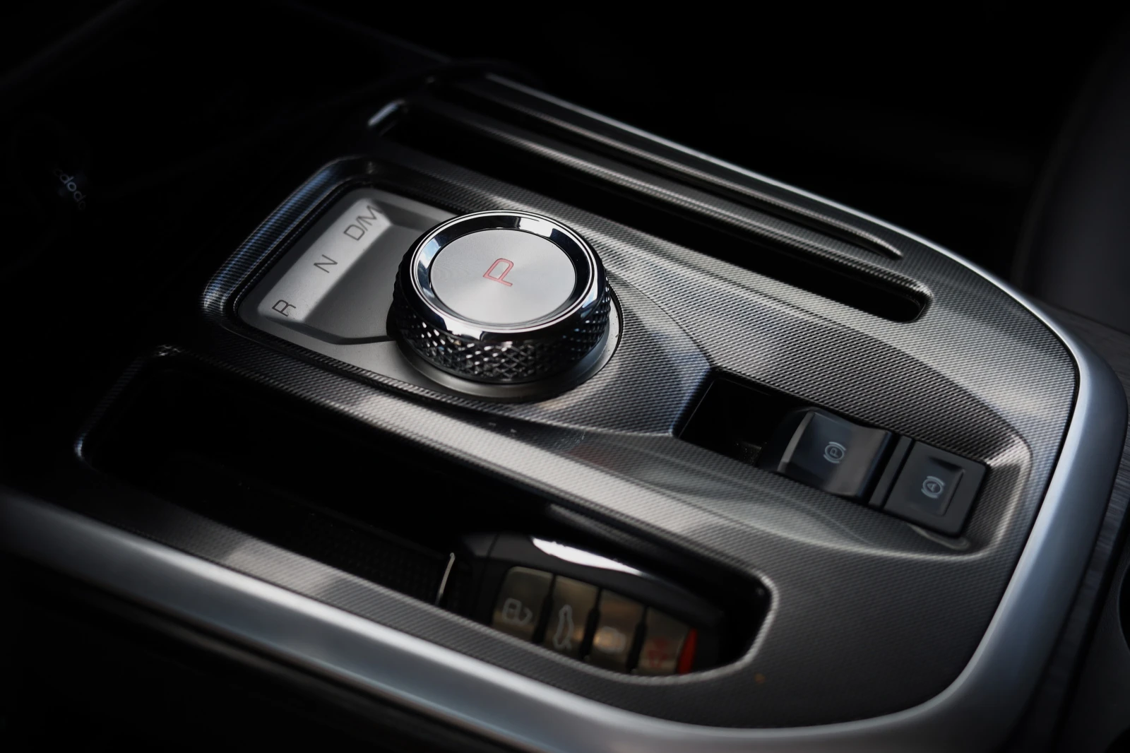 Haval Jolion 1.5 Бензин Автомат, снимка 14 - Автомобили и джипове - 54294541