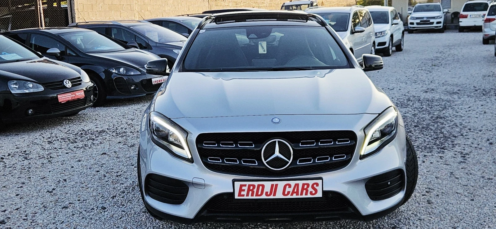 Mercedes-Benz GLA 200 AMG* 4MATIC* PANORAMA* NAVI+ KAMERA* LED* XENON