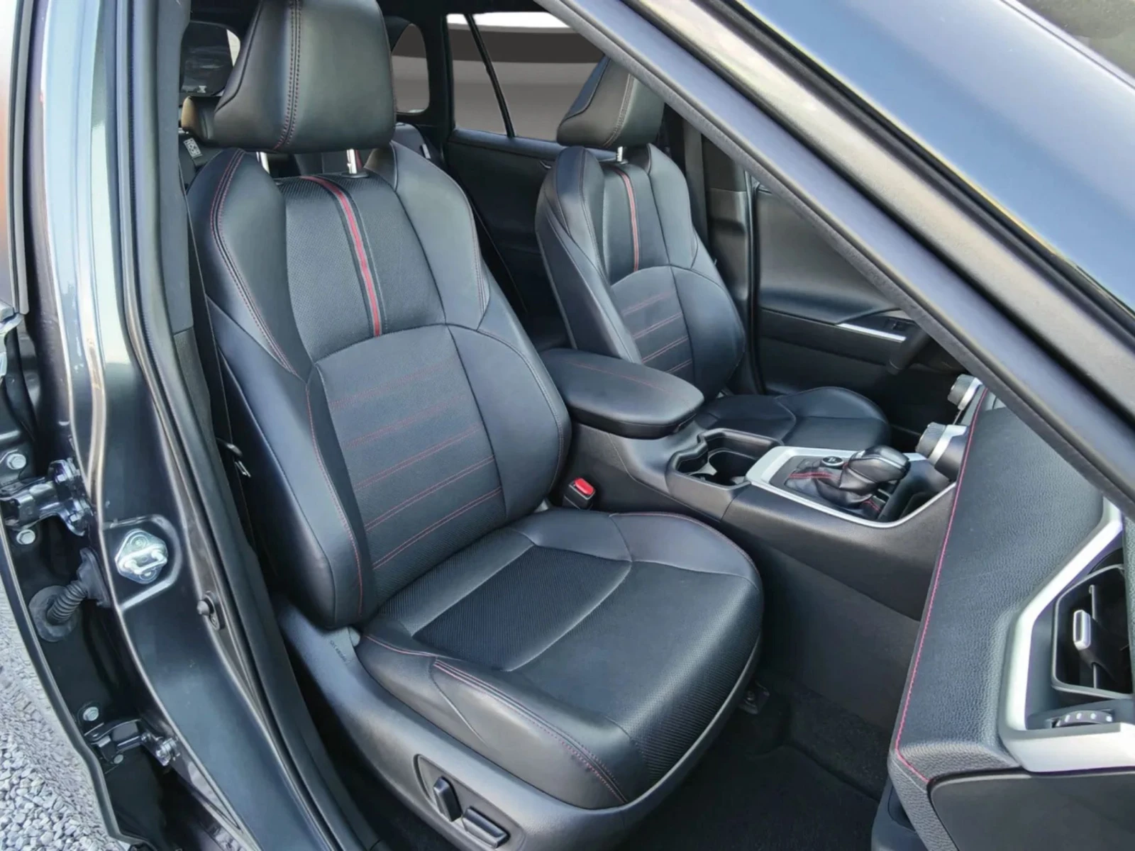 Toyota Rav4 bi, снимка 13 - Автомобили и джипове - 54828976
