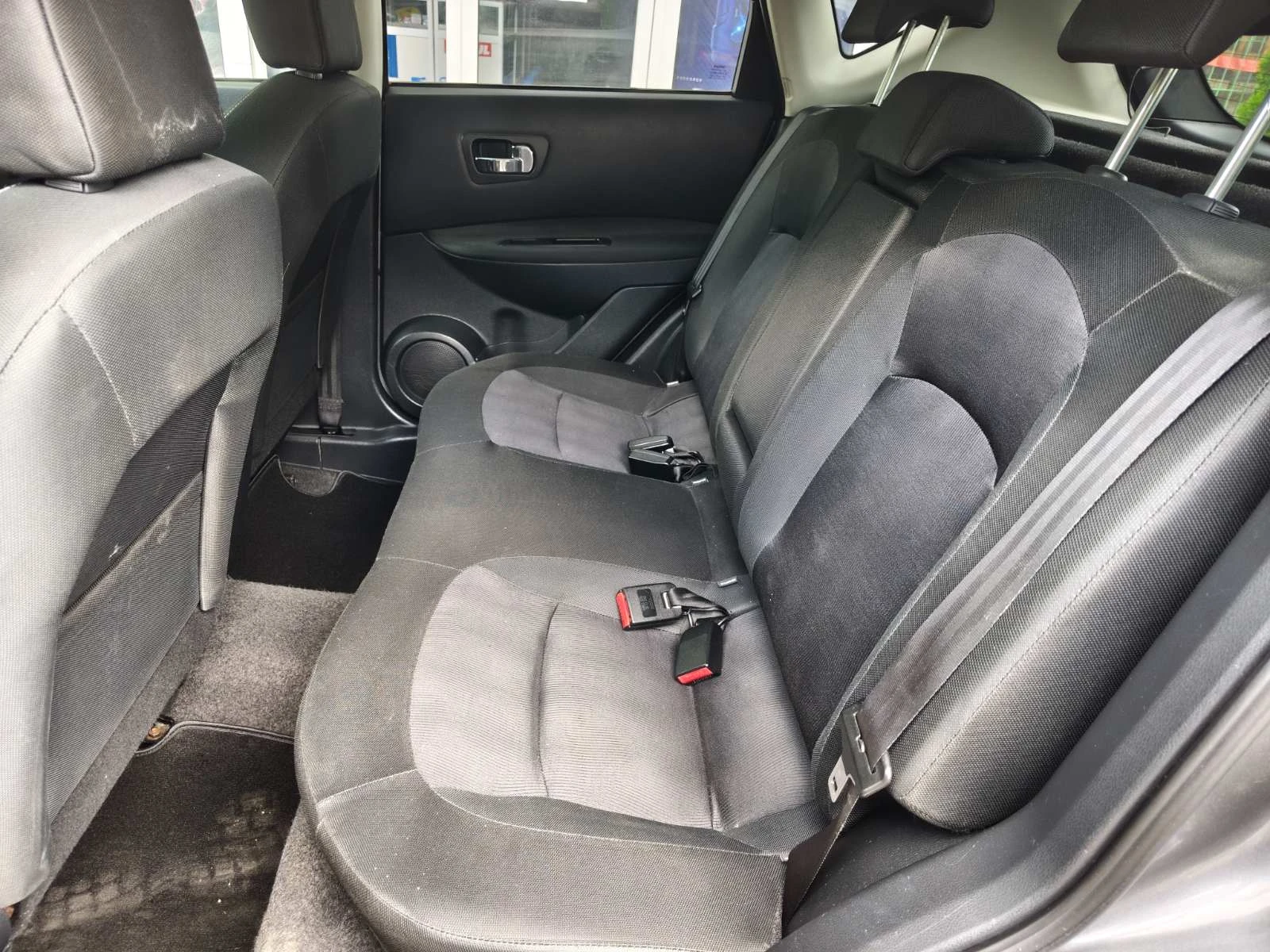 Nissan Qashqai, снимка 15 - Автомобили и джипове - 54967989