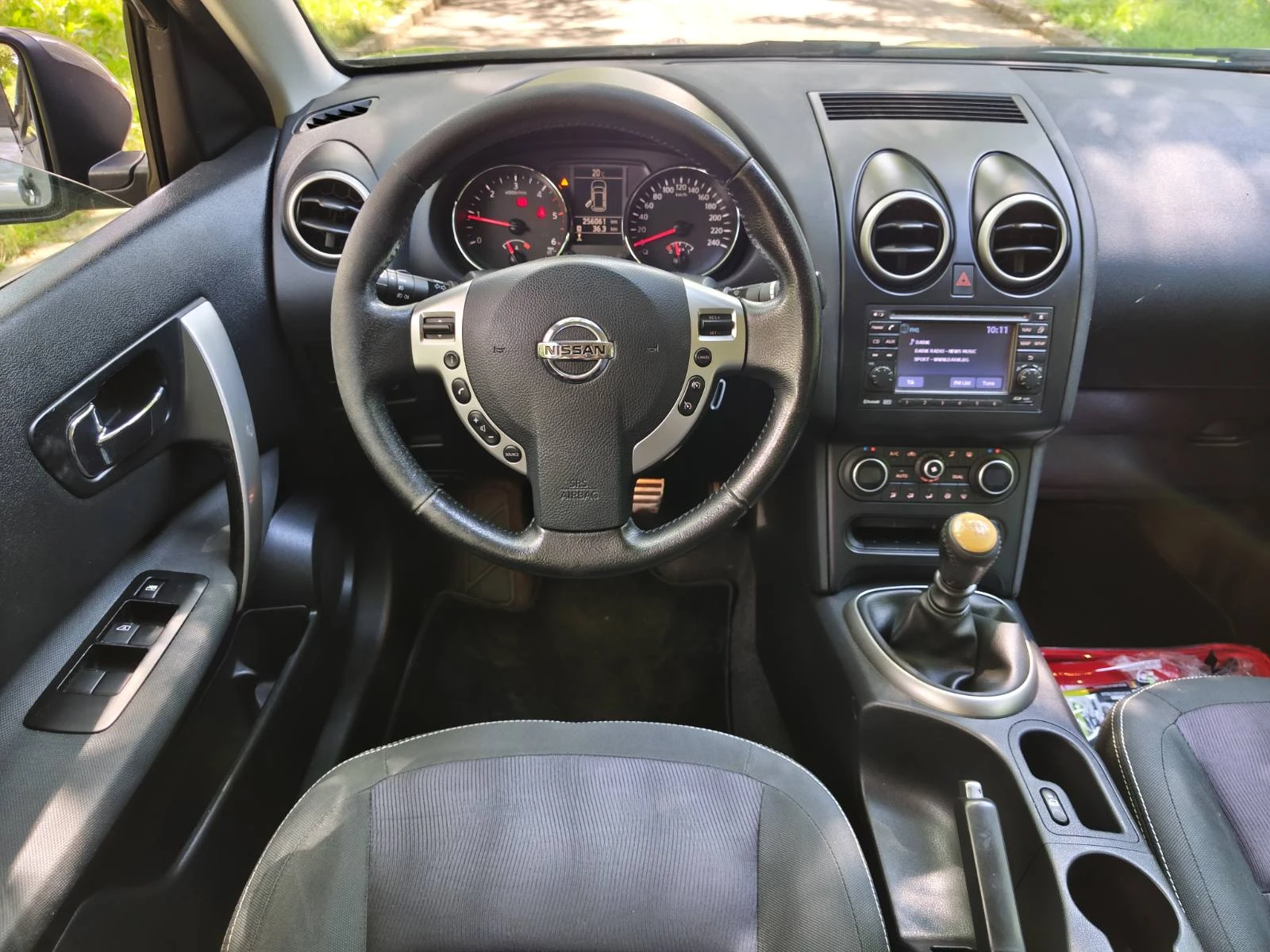 Nissan Qashqai, снимка 11 - Автомобили и джипове - 54967989