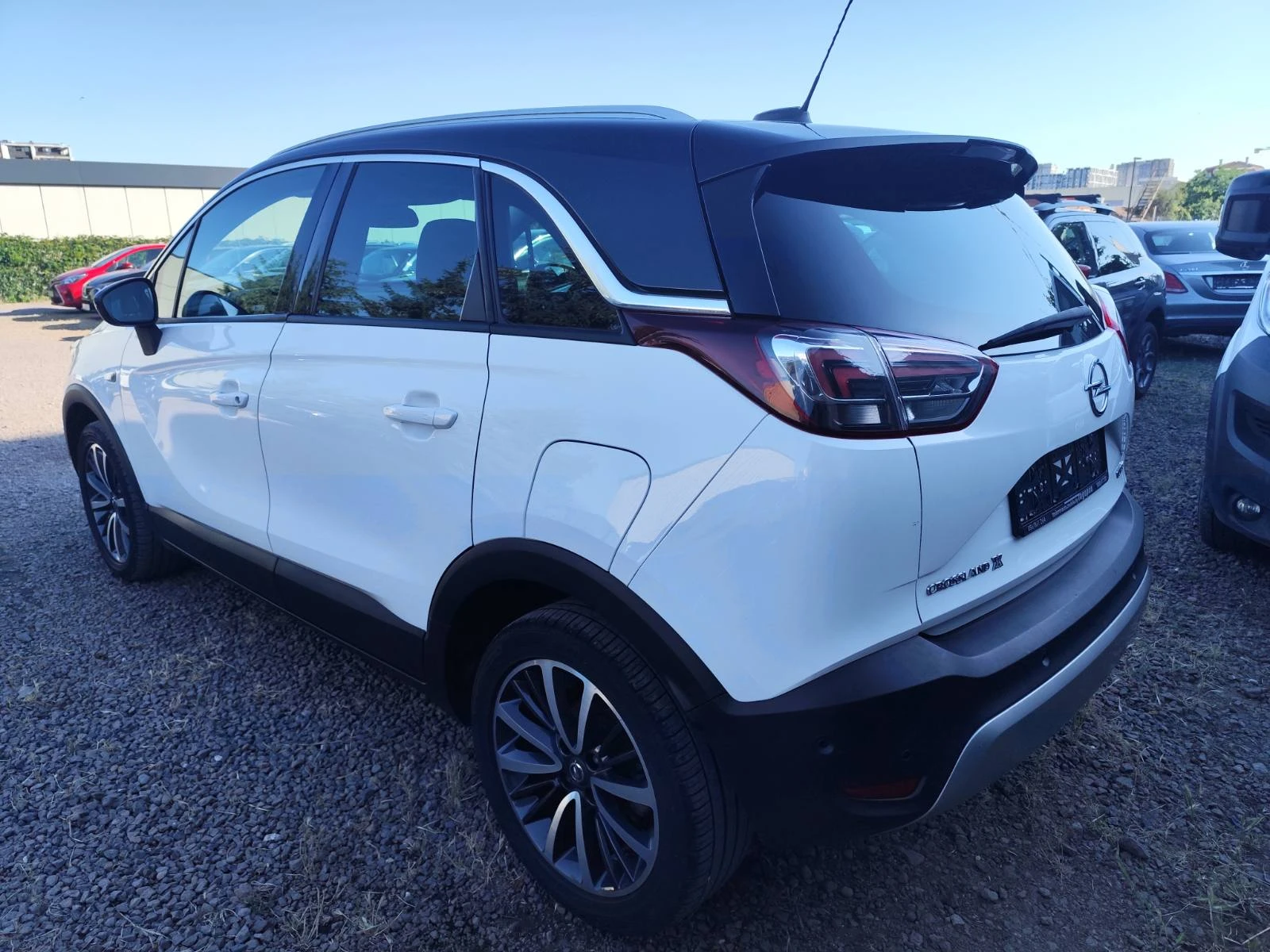 Opel Crossland X 1.2i TP Ultim 110 к.с., снимка 4 - Автомобили и джипове - 55047473