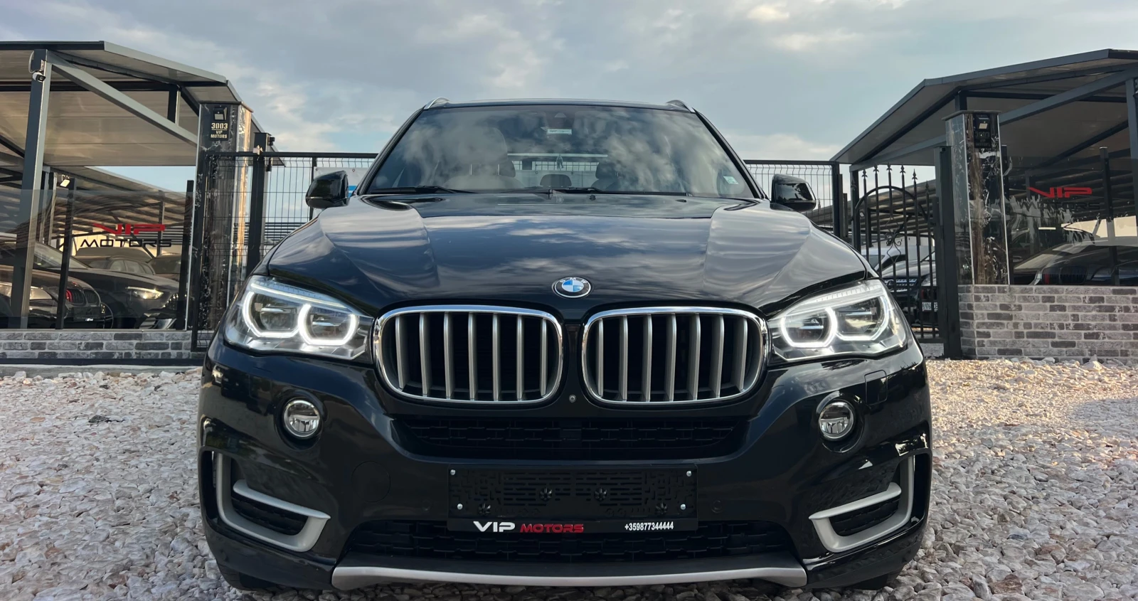 BMW X5 3.0xd FACE/PANORAMA/LASER/CARPLAY/360 KAMERA/FULL, снимка 2 - Автомобили и джипове - 55815243