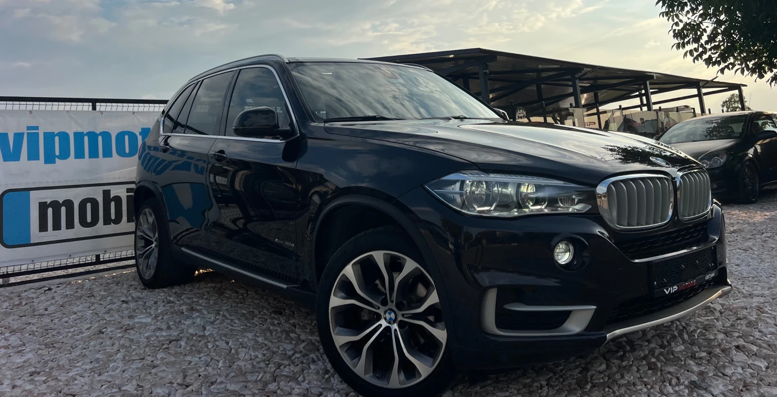 BMW X5 3.0xd FACE/PANORAMA/LASER/CARPLAY/360 KAMERA/FULL, снимка 5 - Автомобили и джипове - 55815243