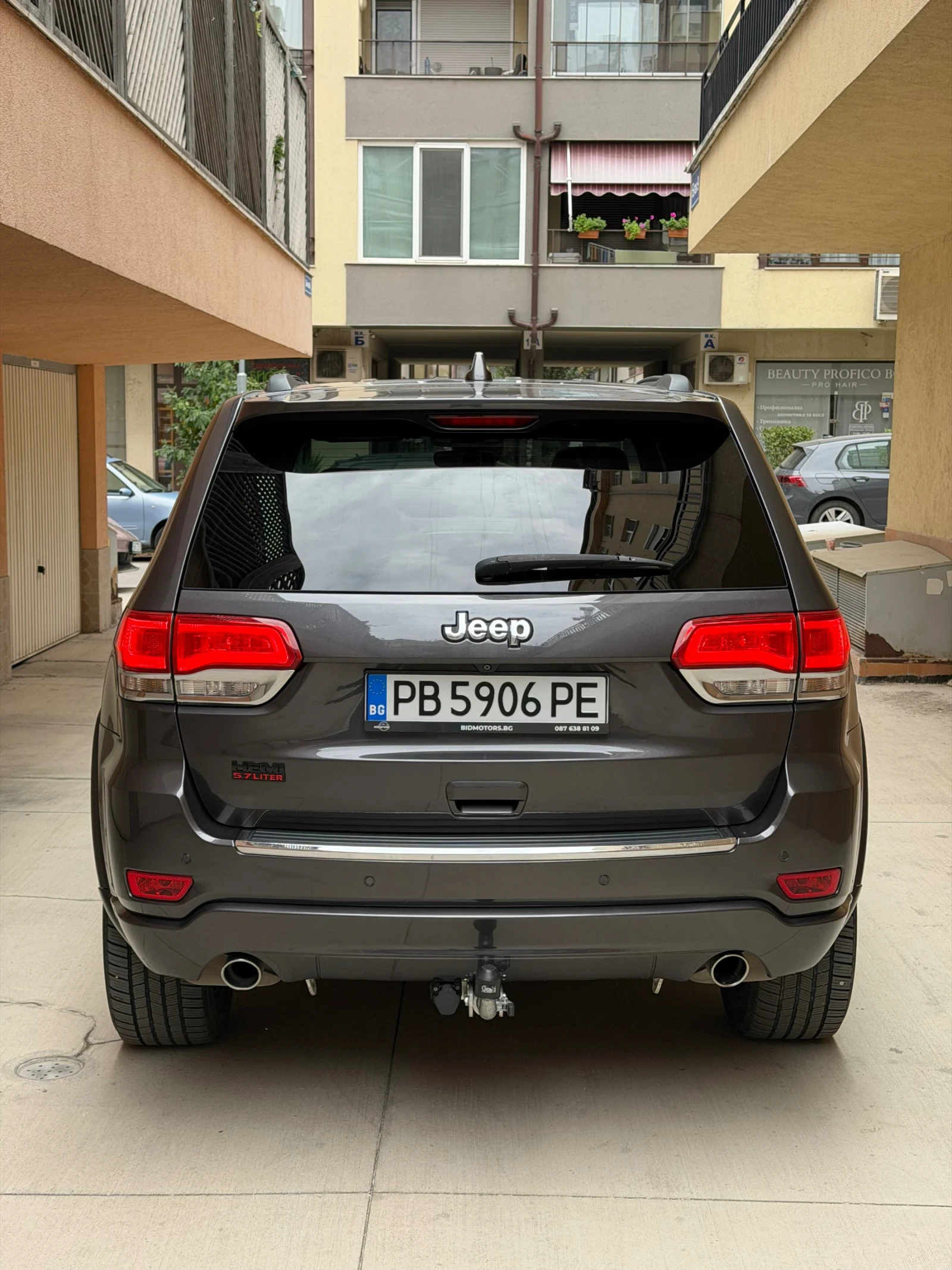 Jeep Grand cherokee 5.7 HEMI 2018, снимка 3 - Автомобили и джипове - 56160579