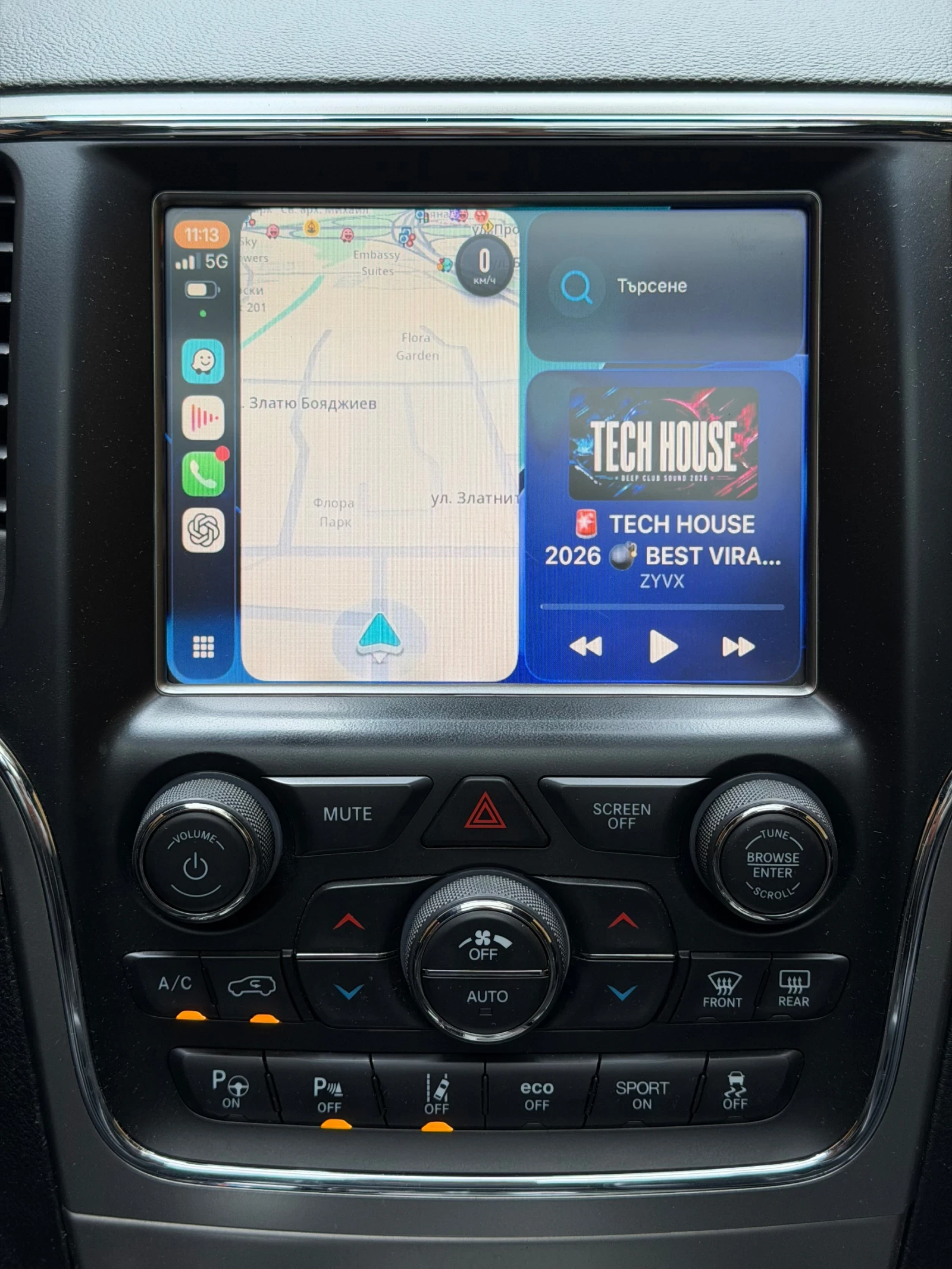 Jeep Grand cherokee 5.7 HEMI 2018, снимка 9 - Автомобили и джипове - 56160579