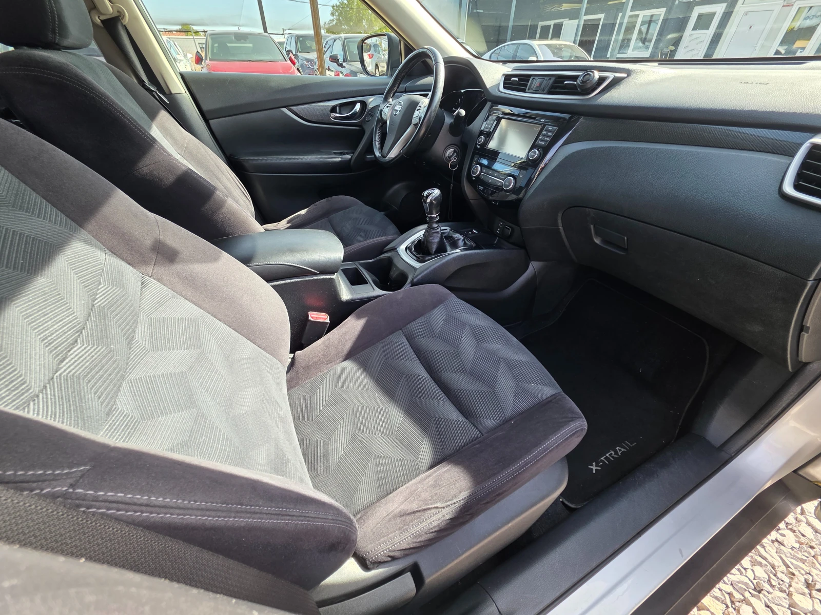 Nissan X-trail -III-1.6 dCi-Acenta-130hp | Mobile.bg � ����������� 15