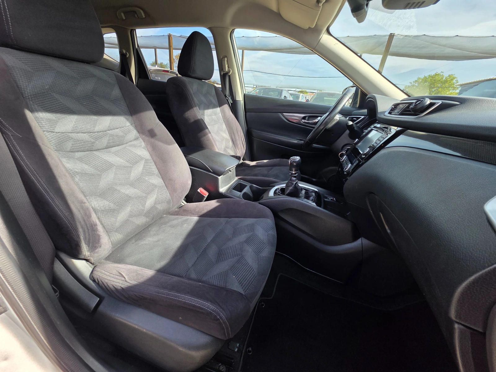 Nissan X-trail -III-1.6 dCi-Acenta-130hp | Mobile.bg � ����������� 16