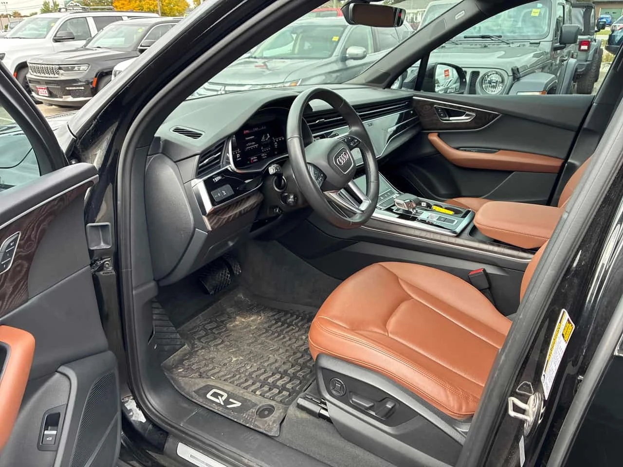 Audi Q7 * Progressiv * CARFAX * ЦЕНА ДО БГ, снимка 8 - Автомобили и джипове - 56555362
