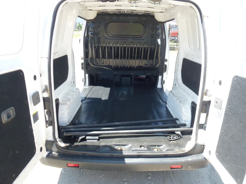 Nissan NV200 1.5 DCI, снимка 10 - Бусове и автобуси - 50809550