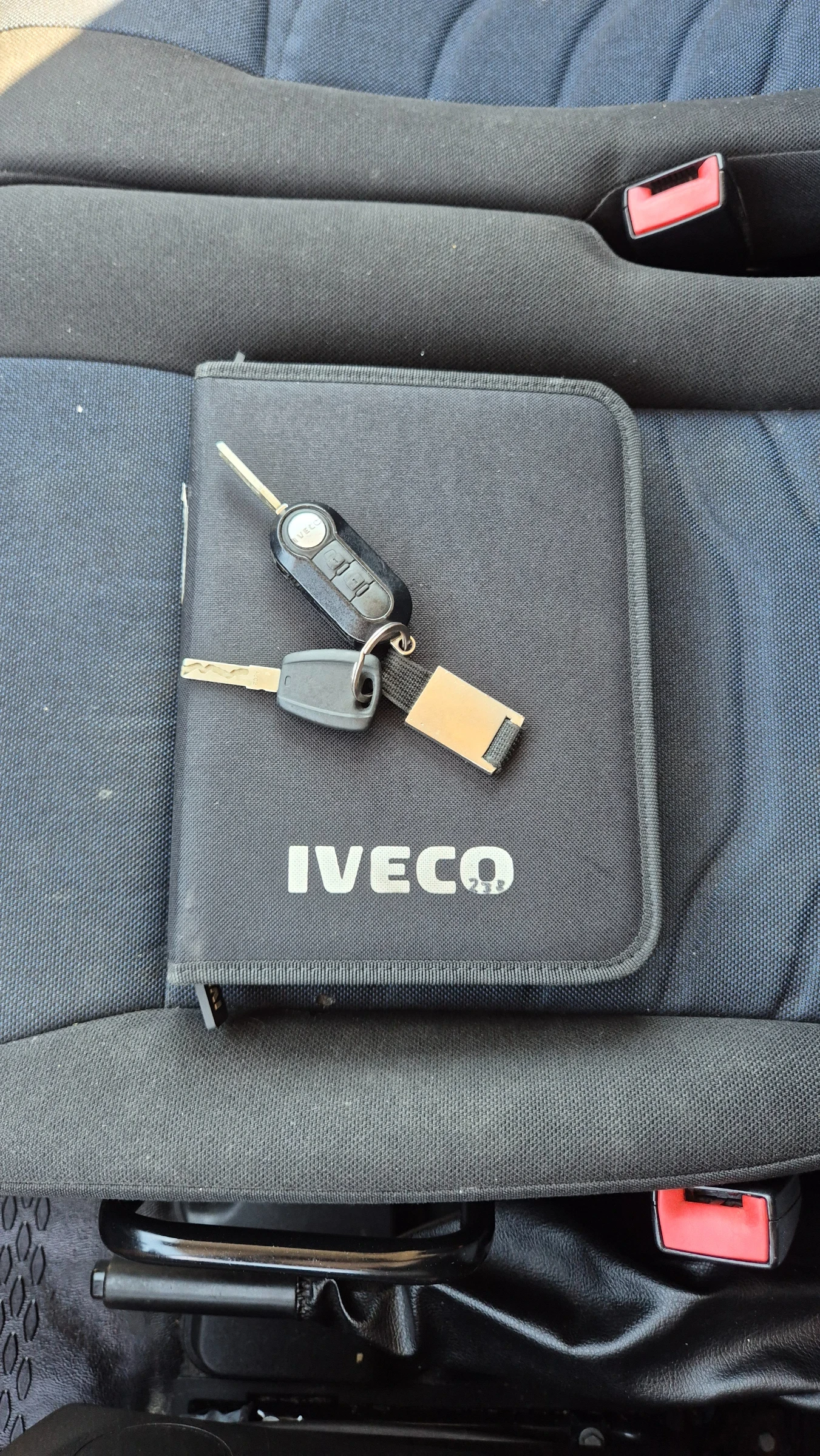 Iveco Daily 35c18* ����* 1000��.* AC* HI-MATIC*  | Mobile.bg � ����������� 11