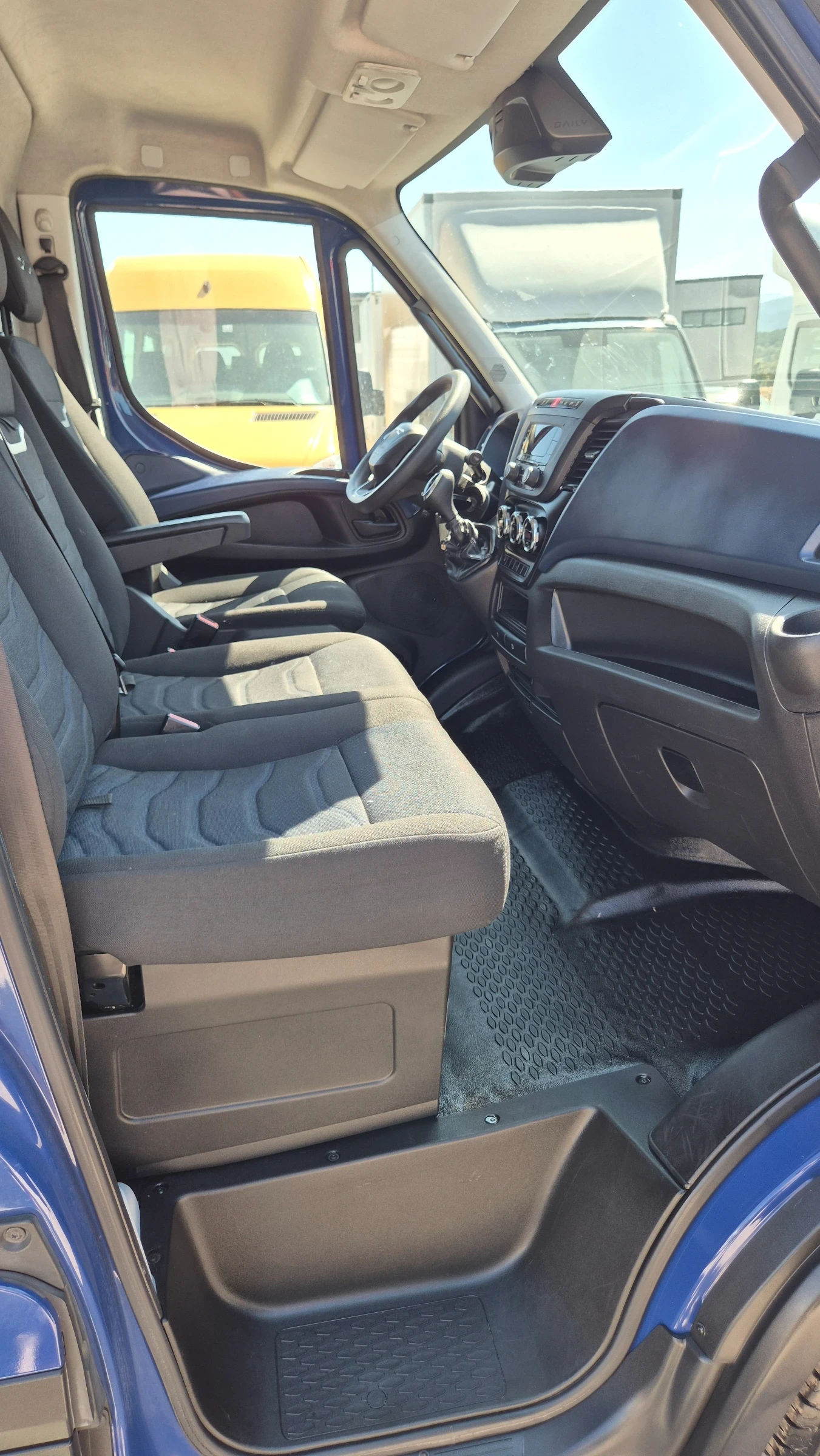 Iveco Daily 35c18* ����* 1000��.* AC* HI-MATIC*  | Mobile.bg � ����������� 17
