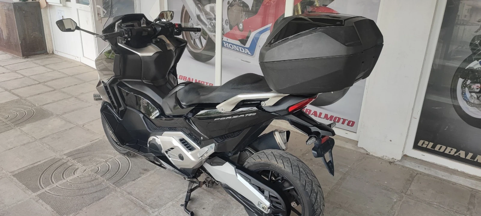 Honda Forza 750, снимка 2 - Мотоциклети и мототехника - 54276783