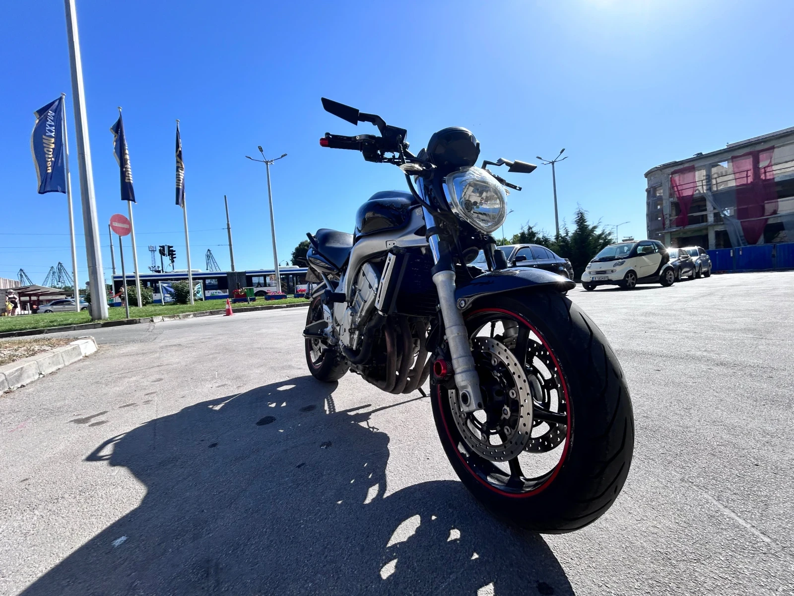 Yamaha FZ6