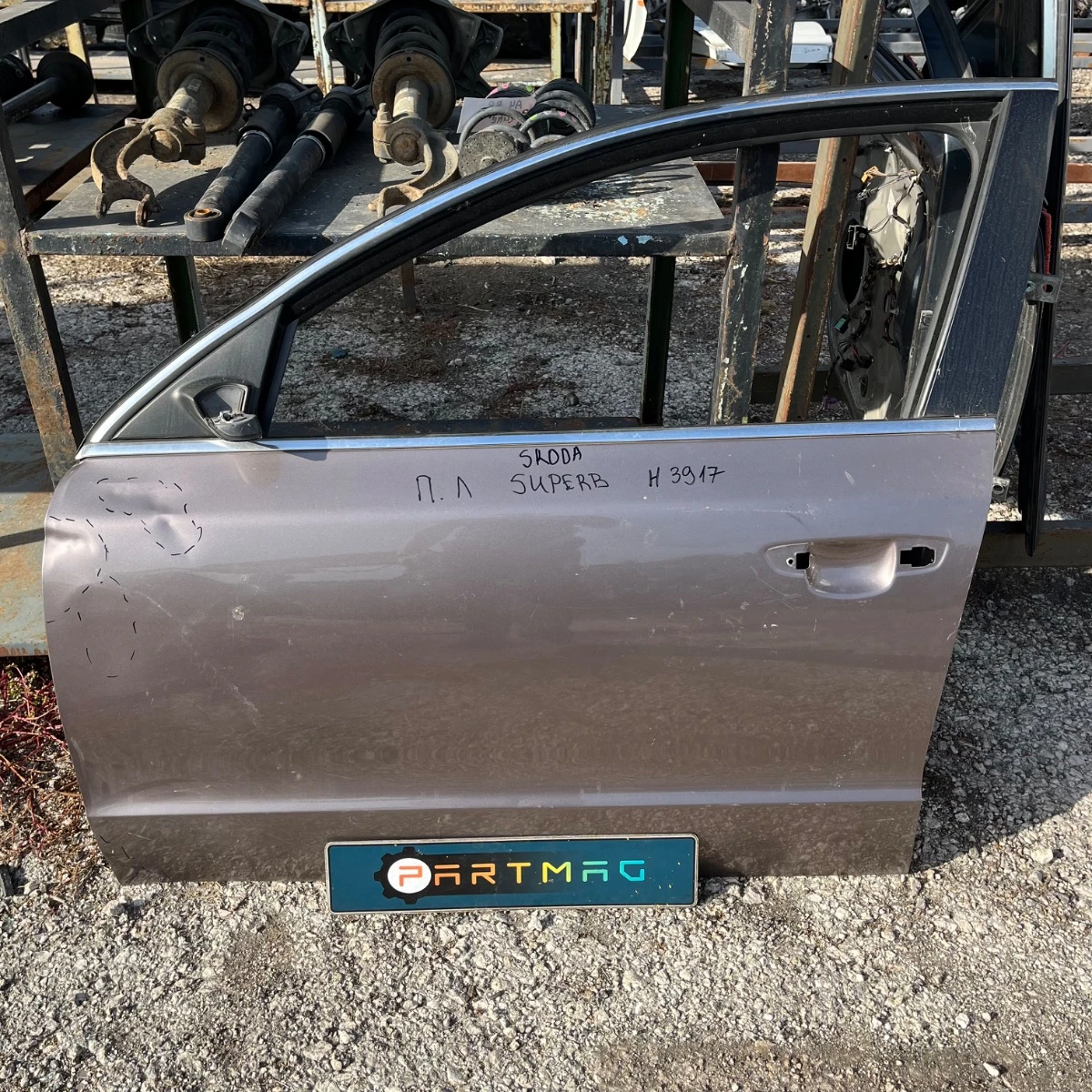 Предна лява врата за Skoda Superb със забелжки predna vrata-3917