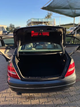 Mercedes-Benz C 220, снимка 9