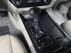 Kia Carnival 2.2 CRDI, снимка 9