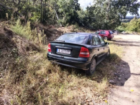 Opel Astra 1.6, снимка 1