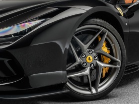 Ferrari F8 Spider = Carbon Interior= Гаранция, снимка 7 - Автомобили и джипове - 45765815