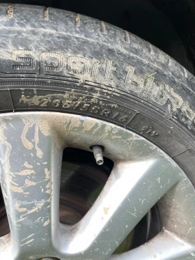 Toyota Avensis 2.0 D4D 116ps - 750 € / 1466.87 лв. - 54484775 6