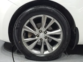 Kia Carnival 2.2 CRDI - 10566 € / 20665.30 лв. - 34626098 5