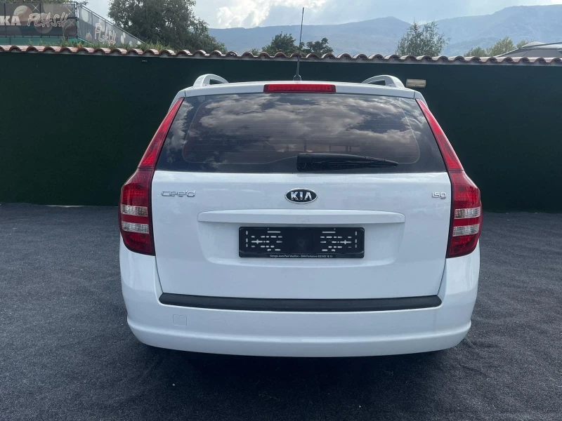 Kia Ceed 1.4i ШВЕЙЦАРИЯ , снимка 5 - Автомобили и джипове - 47133606