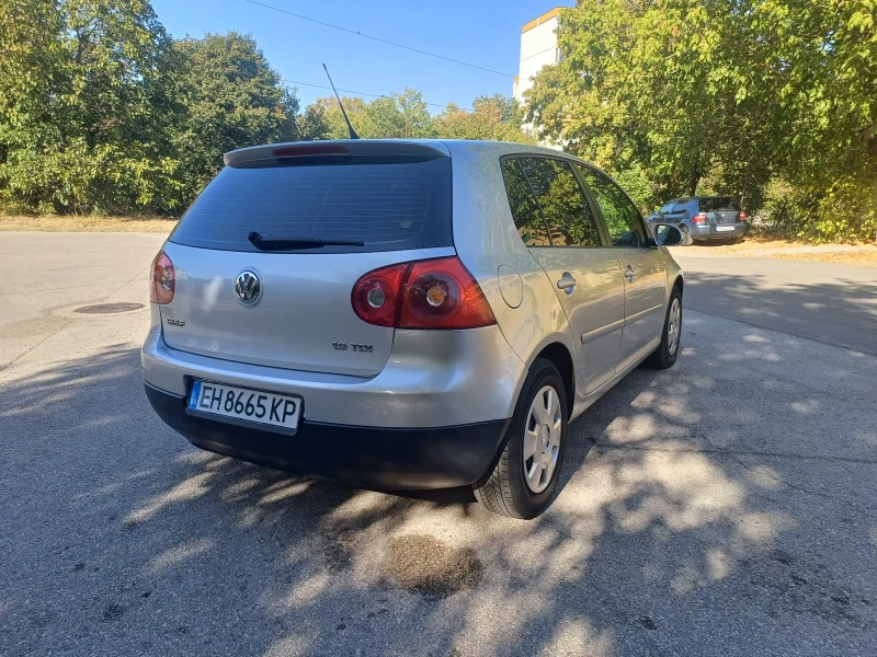 VW Golf, снимка 6 - Автомобили и джипове - 47195623